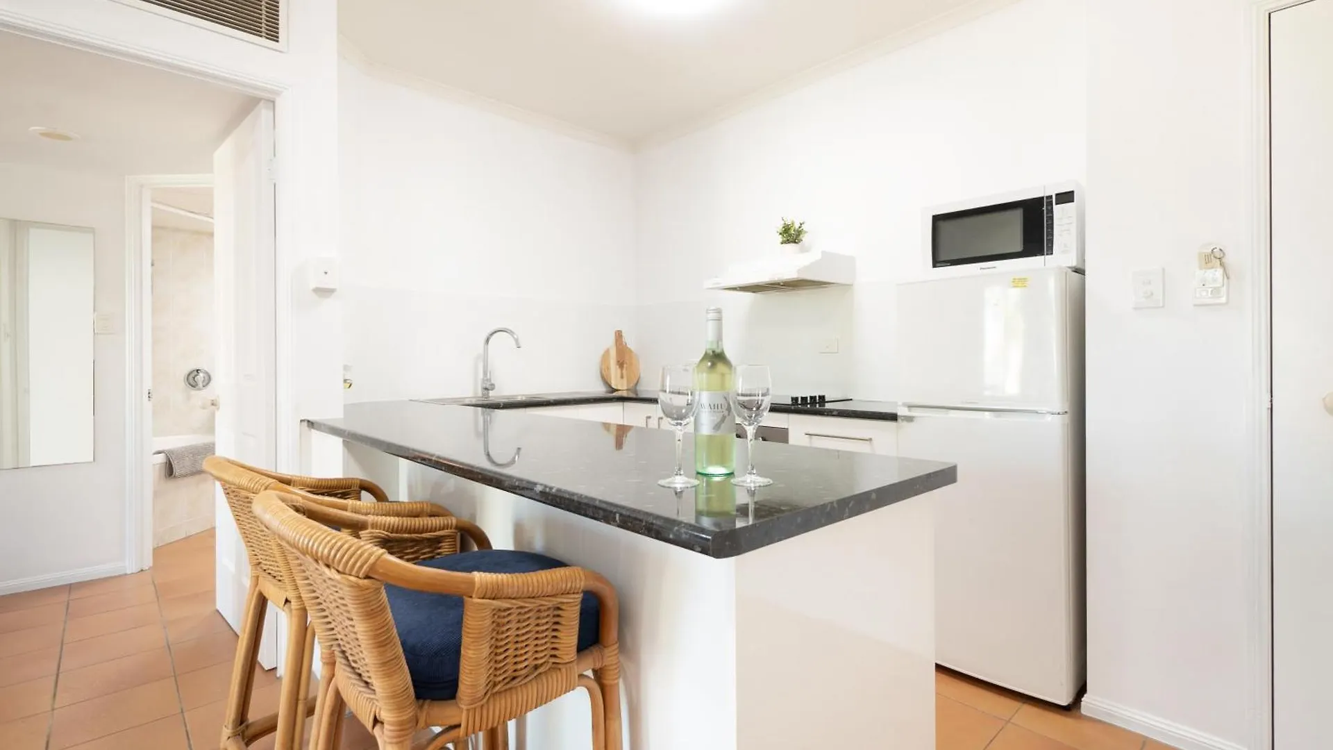Reefside Escape Apartment Cairns
