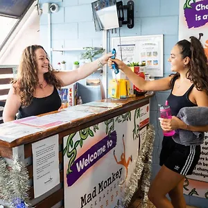 Hostal Mad Monkey Waterfront, Cairns