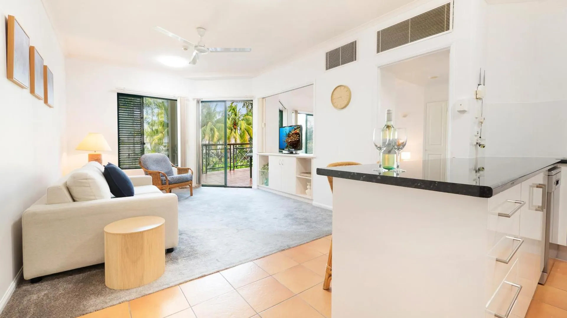 Reefside Escape Apartment Cairns Australia